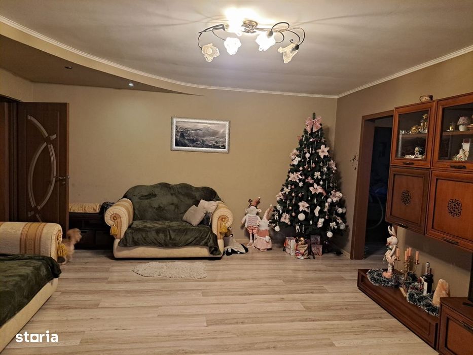 Apartament 3camere Craiovita,75 mp,3/10 cu lift
