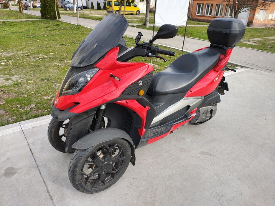 scuter. QUADRO QV3