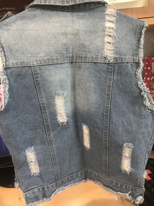 Джинсовая желетка детская