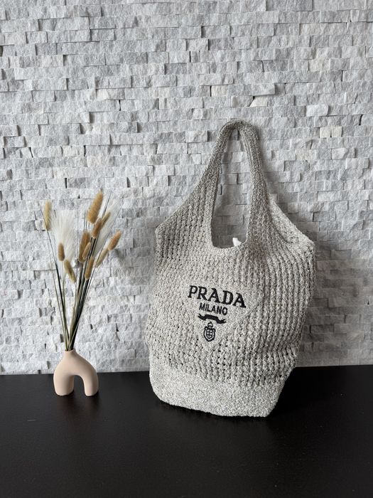 Плажна чанта Prada