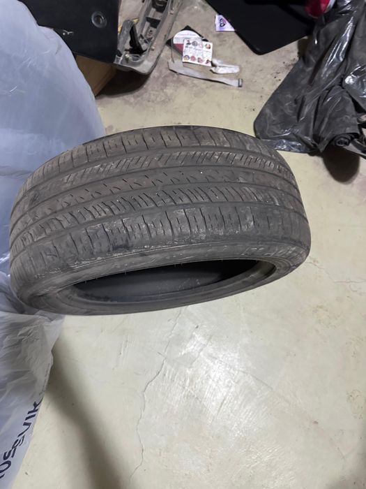 Продам летние шины Roadster