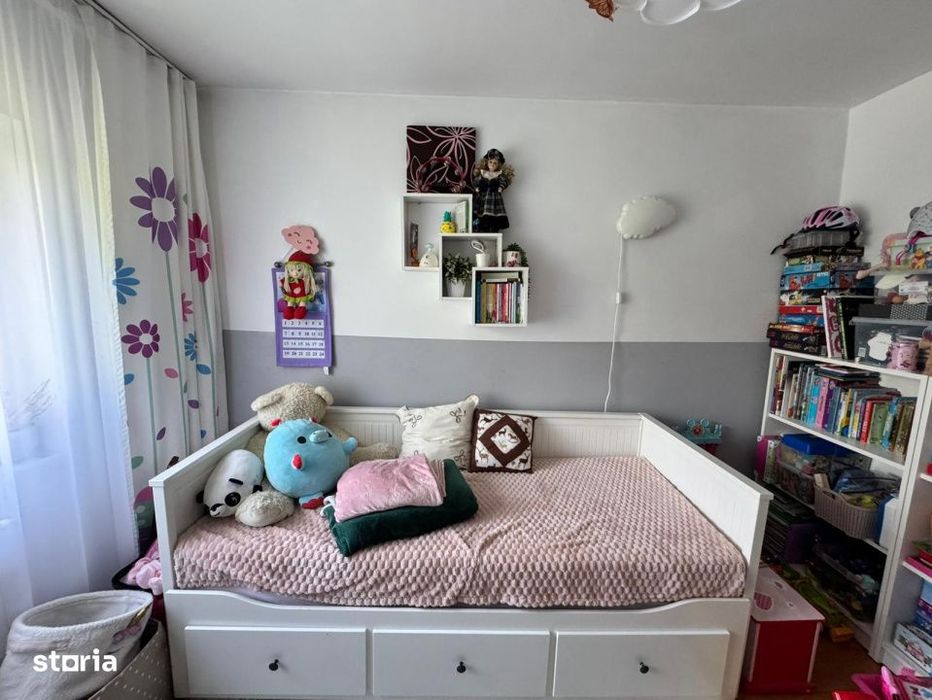 Oportunitate! 3 camere decomandate, 64 mp utili, 2 bai, boxa subsol, p