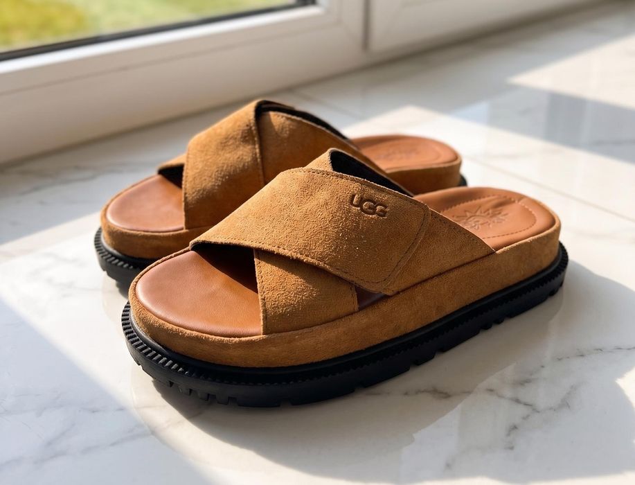 Papuci Dama UGG Maro - Full Box
