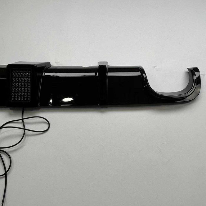 Дифузьор за задна броня за БМВ Е39 М5  Мтехник BMW E39 M5 MTechnik LED