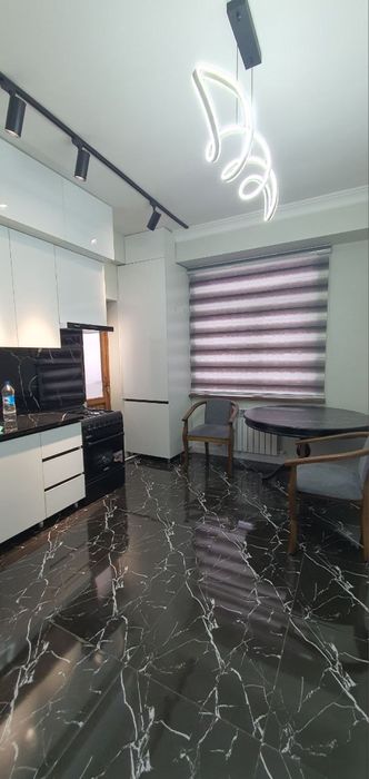 Сдается 2 х комн квартира на Янгихаетском районе! На длительный срок!