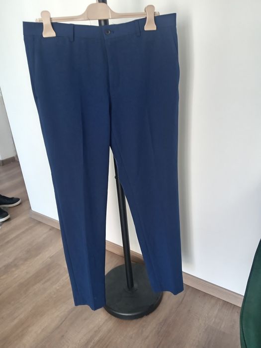 Vând pantaloni pt bărbați