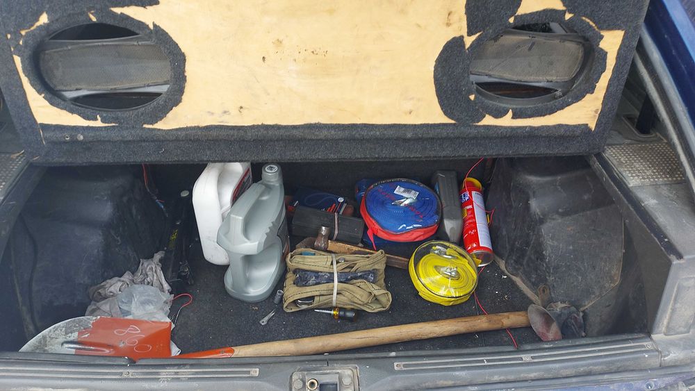 lada 9 синяя 2003г  двигатель 16 клапанный