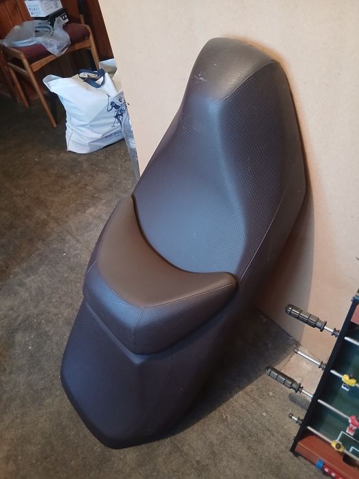 Продавам седалка за suzuki