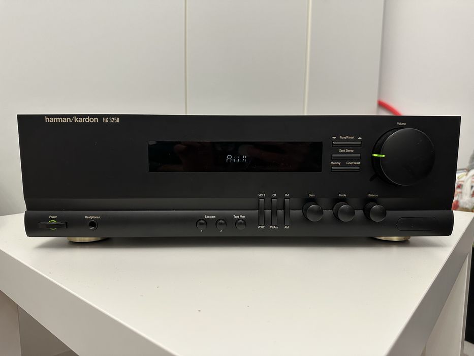 Stație amplificare DEFECTĂ . Harman kardon .
