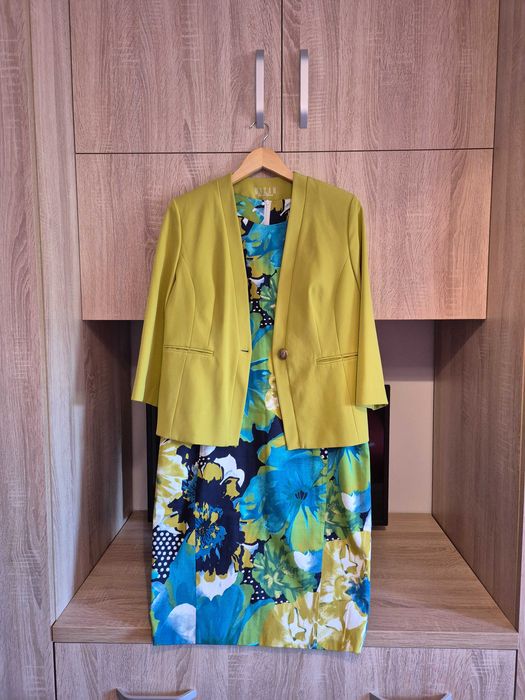 Vând haine de de damă de calitate impecabilă