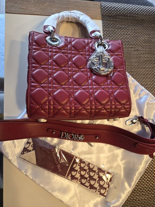 Lady Dior чанта естествена кожа