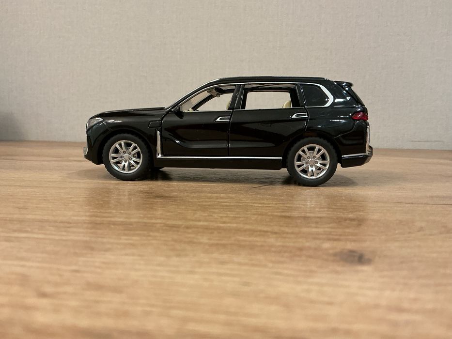 Игрушка машинка, БМВ