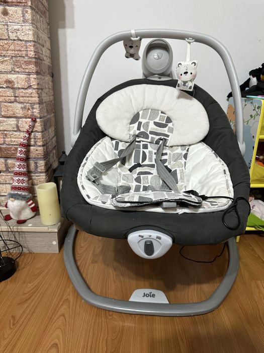 Leagana electric cu vibratii, sunete si lumini Joie