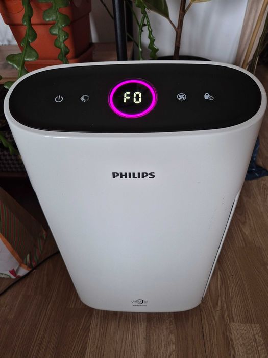 Purificator aer Philips Series 1000.