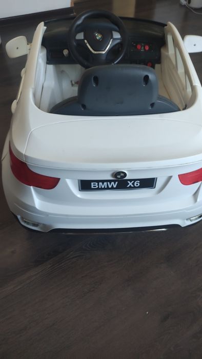 Детская машина BMW X6