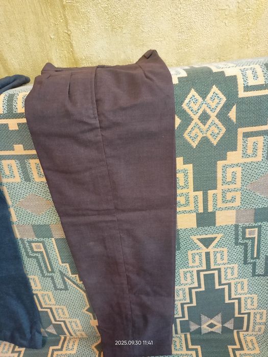 Школьные костюмы и брюки