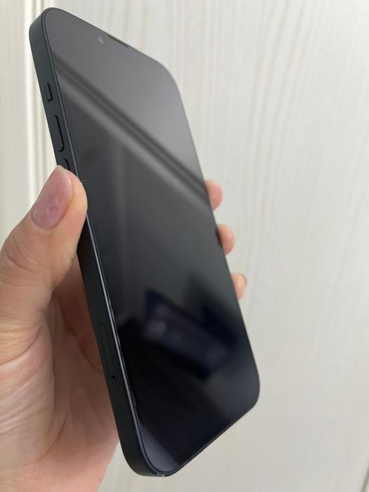 IPhone 13, батарея 80%, состояние хорошее