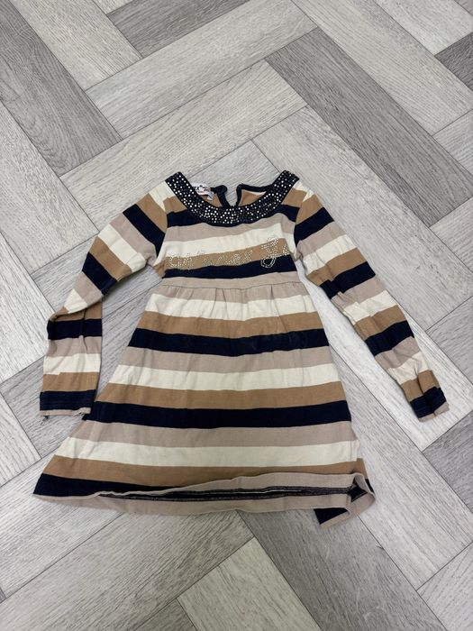 Продам дешево детские вещи