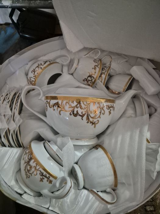 Продам чайный сервиз