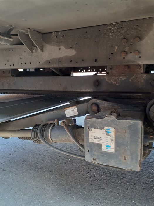 Lift Zepro Semiremorca  ridica 2,500 kg