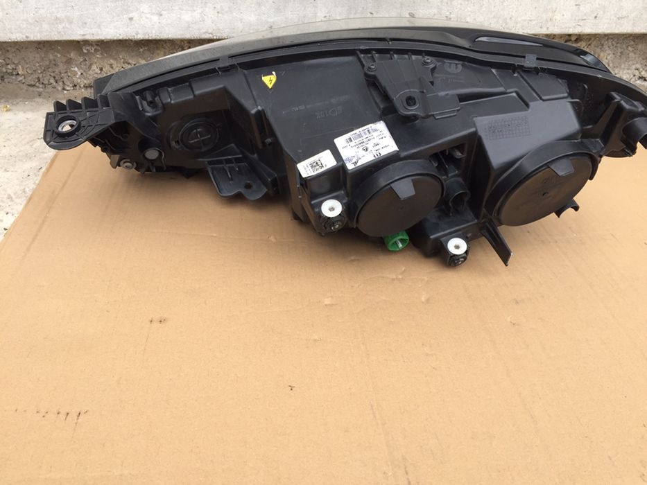 фар,фарове за Fiat Tipo  xenon