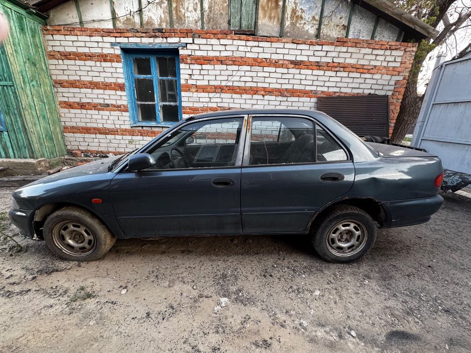 Продам mitsubishi lancer
