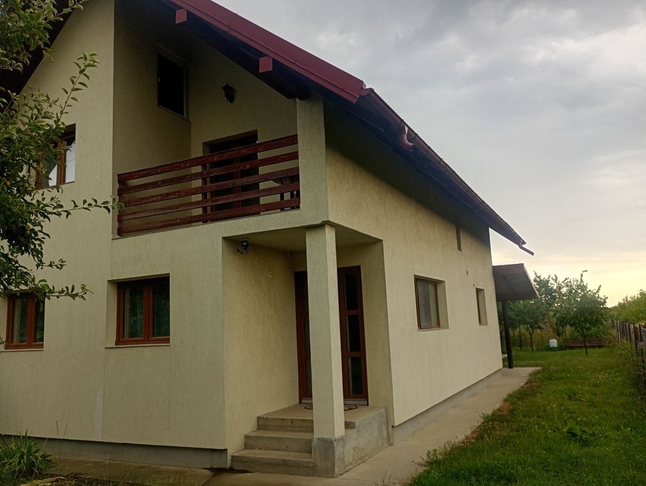 Casă de vânzare în Mărgineni