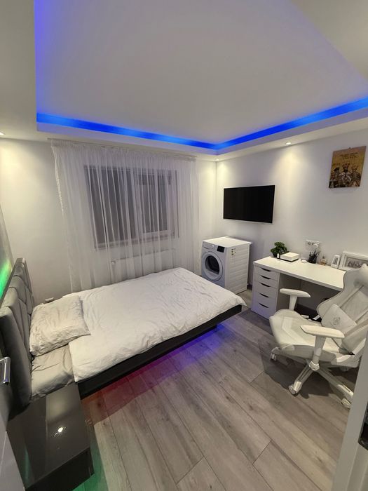 Apartament 3 camere decomandat situat in cartierul Steaua