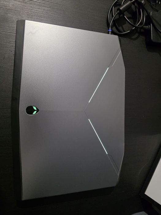 Лаптоп Alienware 17 - Intel i7, GTX 780, 16RAM, SSD/HDD