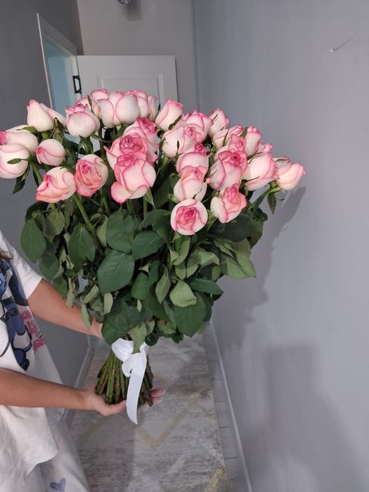 Роза цветы/свежие