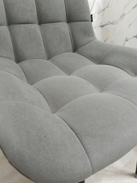 Продам мягкие стульев