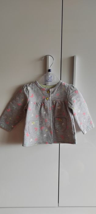 Жилетки и суитчер 6-9 м.