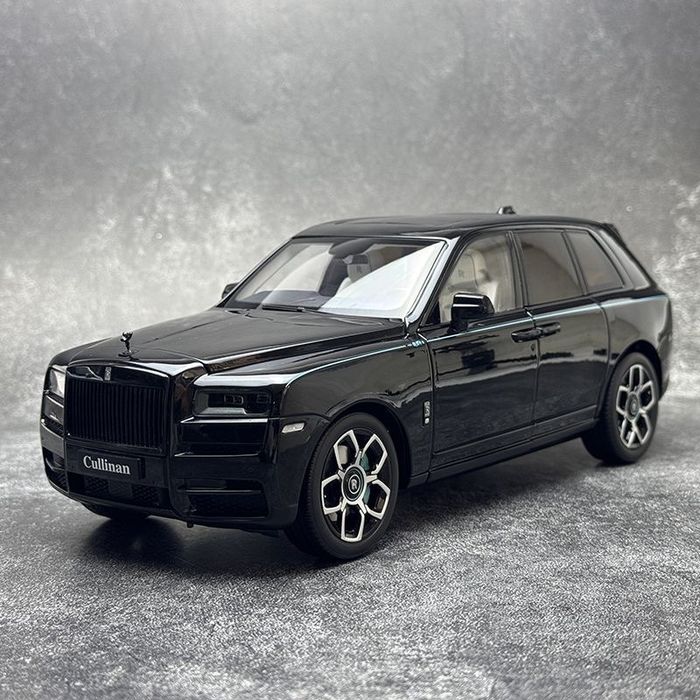 Rolls royce cullinan 1:18 mashtab koleksioner va bolalar o’yonchoq