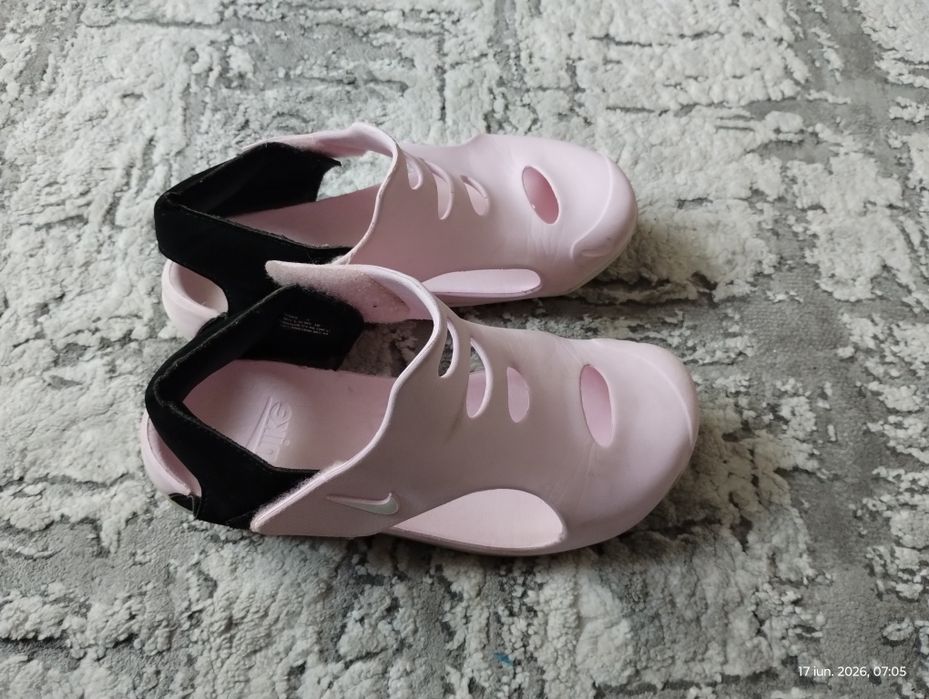 Sandale Nike mar 35