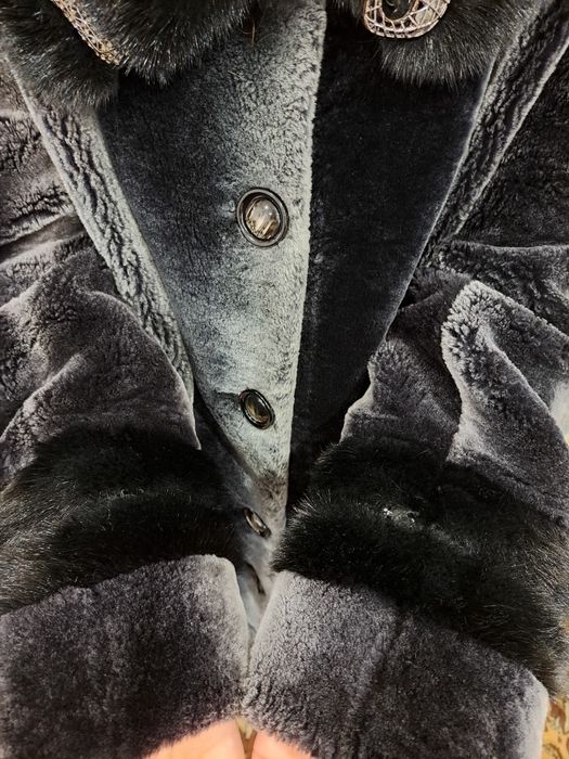 шуба цигейка 54-56 размер