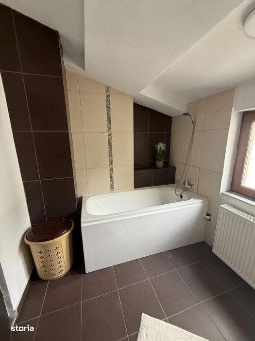 Apartament 3 camere, 150 mp, zona Promenada Mall
