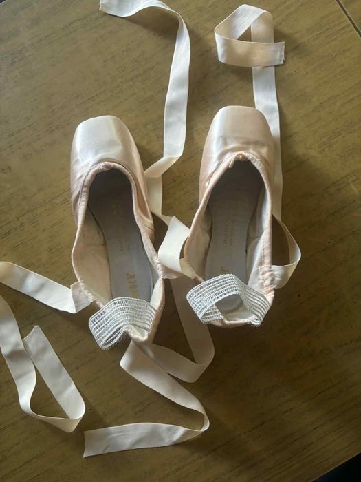 Балетни обувки Bloch ballet shoe size 3.5