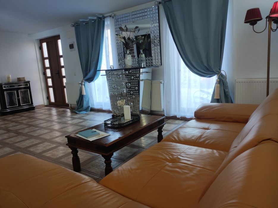 Casa de Vânzare  plus teren de 1080 m