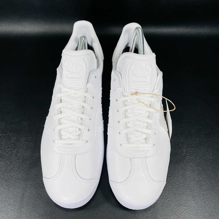 Дамски обувки ADIDAS GAZELLE размери EU36.5,38.5,40