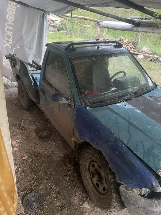Vând sau schimb Opel frontera