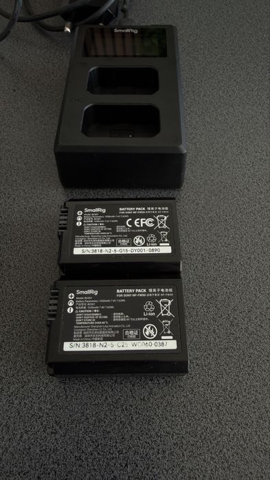 Incarcator baterii SmallRig + 3 baterii NP-FW50