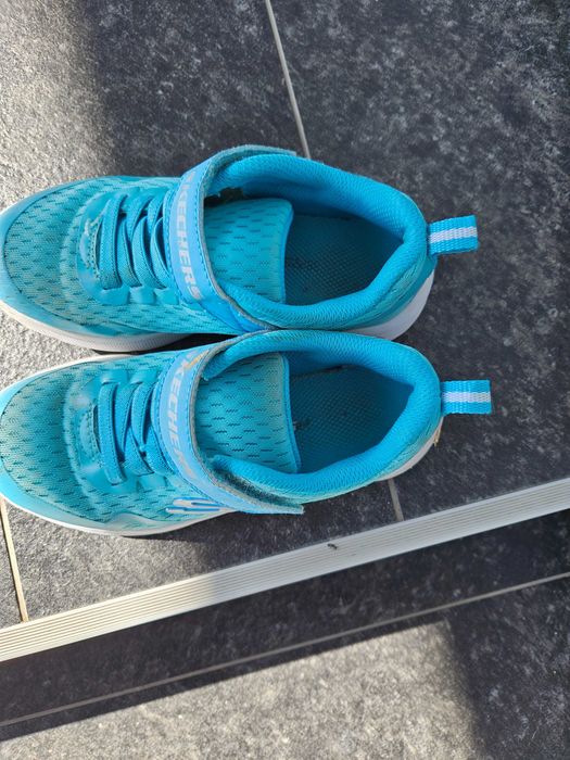 Adidasi Skechers nr 30