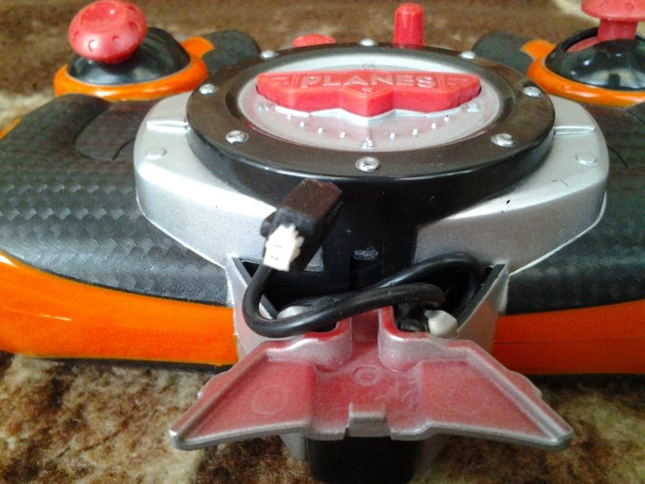 3. Disney Planes Telecomanda Radio - Statie vehicule jucarii copii