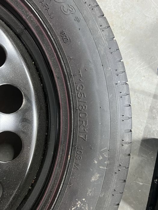 Продаю запаску на 17