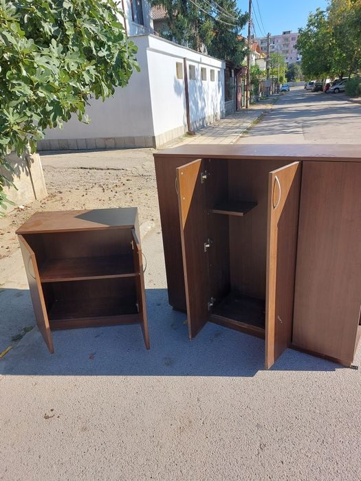 Разтегателен диван приста с ракла футиол.