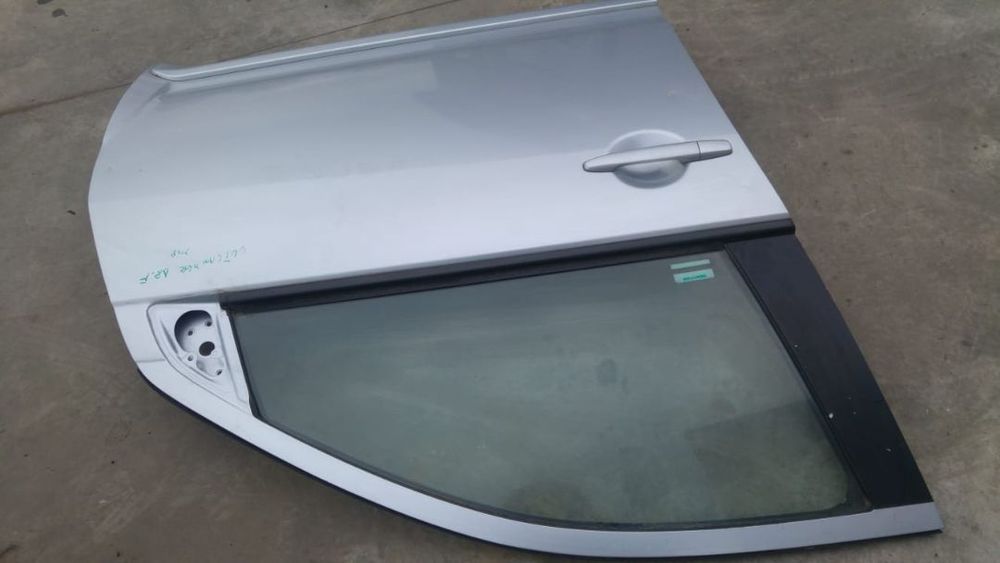 Usa dreapta fata mitsubishi outlander 2 2006-2012