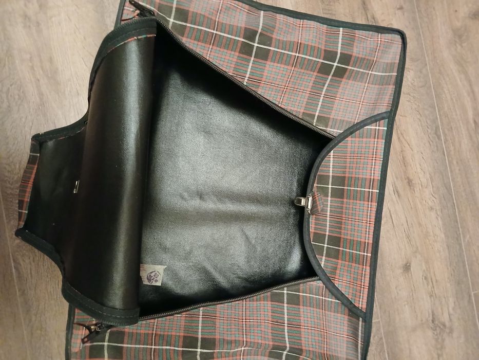 Продается чемодан