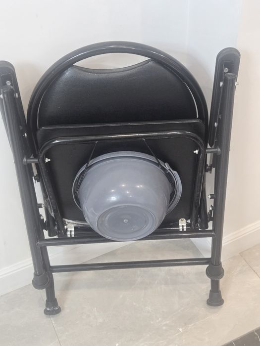 Санитарное кресло туалет