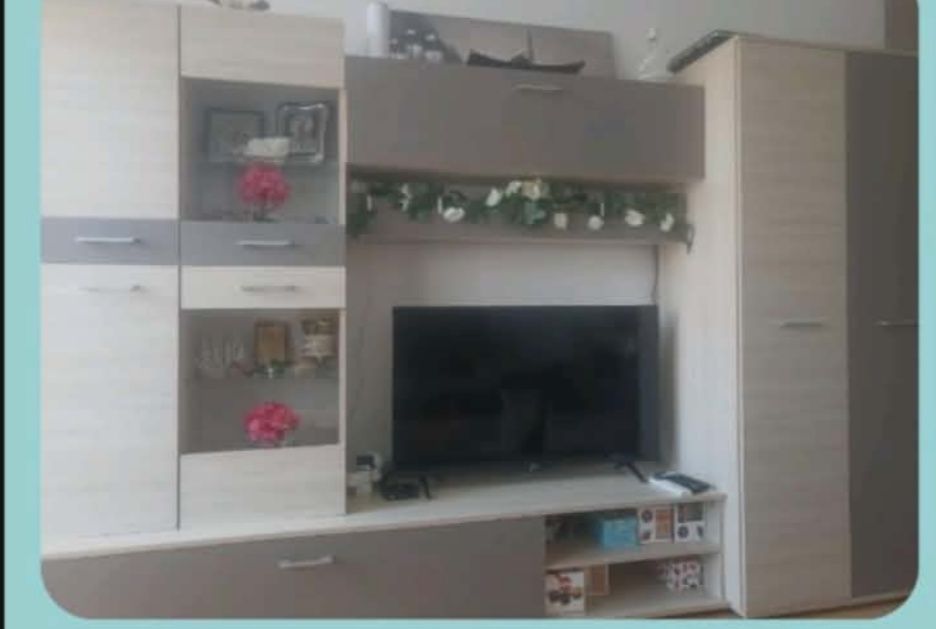 Продавам двустаен на морето