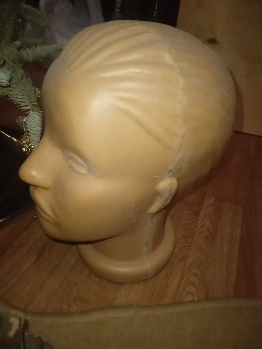 Голова декоративная за 2000